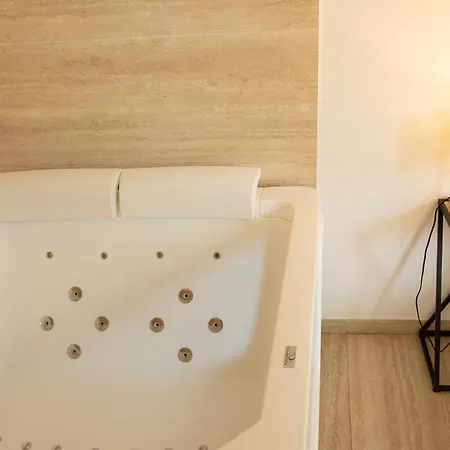 Maris - Con Vasca Idromassaggio